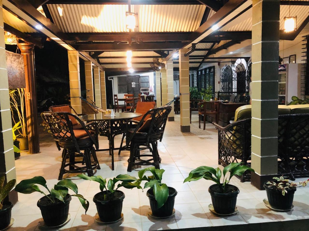 Matutina Pensionne Puerto Princesa Exterior photo
